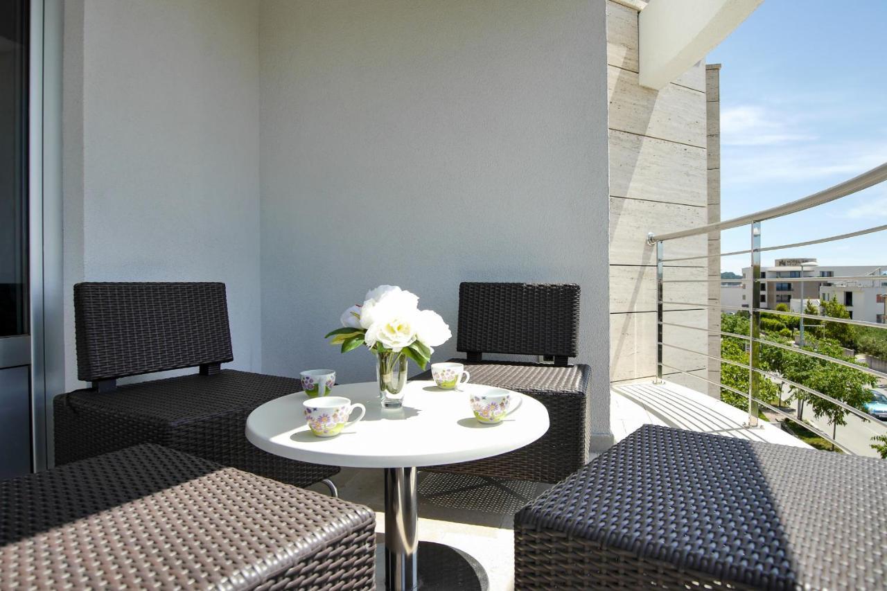 Apartments Milan Makarska Buitenkant foto