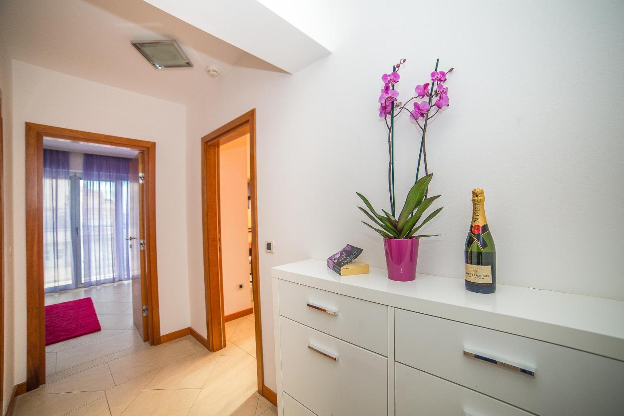 Apartments Milan Makarska Kamer foto