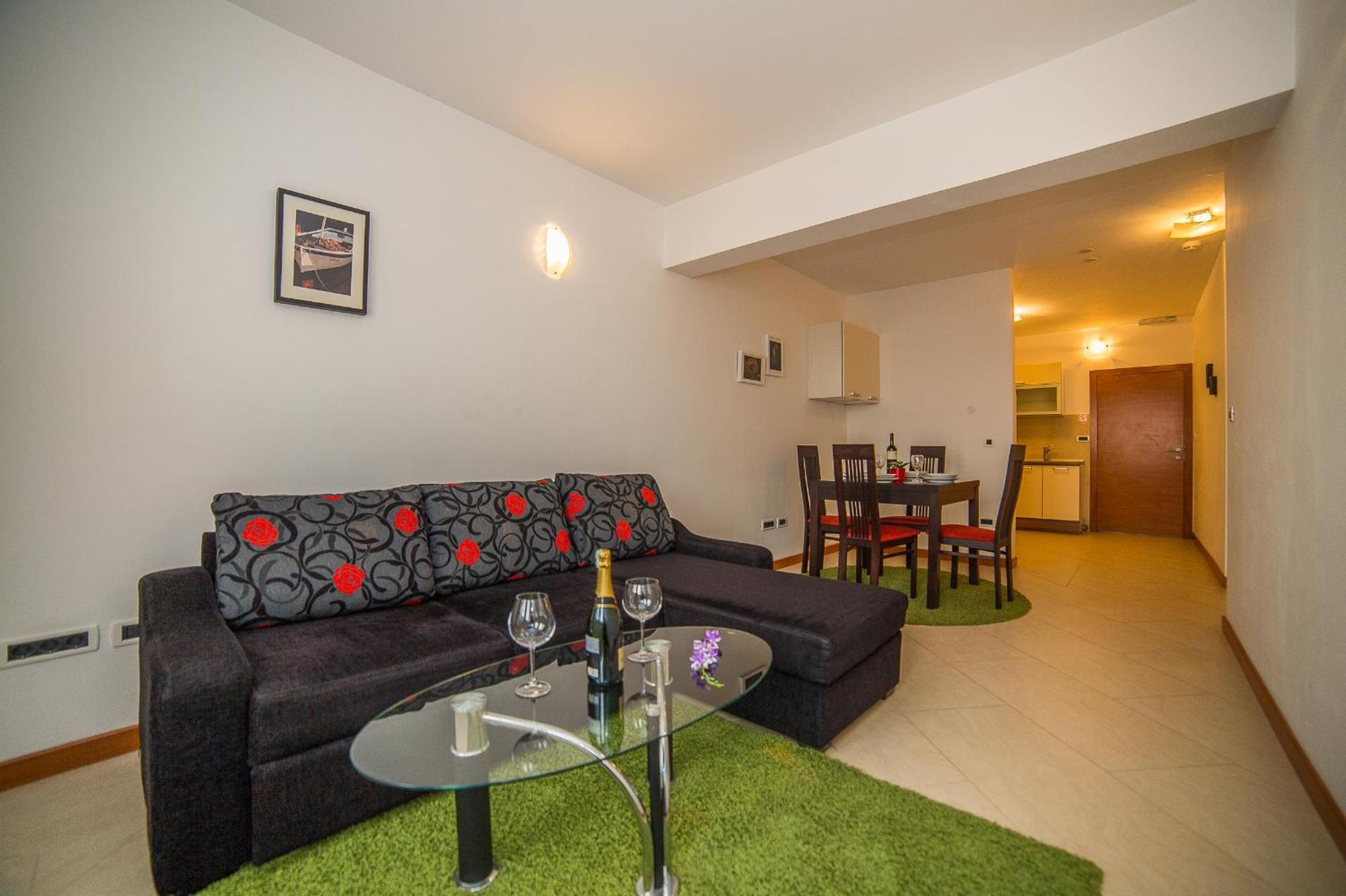 Apartments Milan Makarska Kamer foto