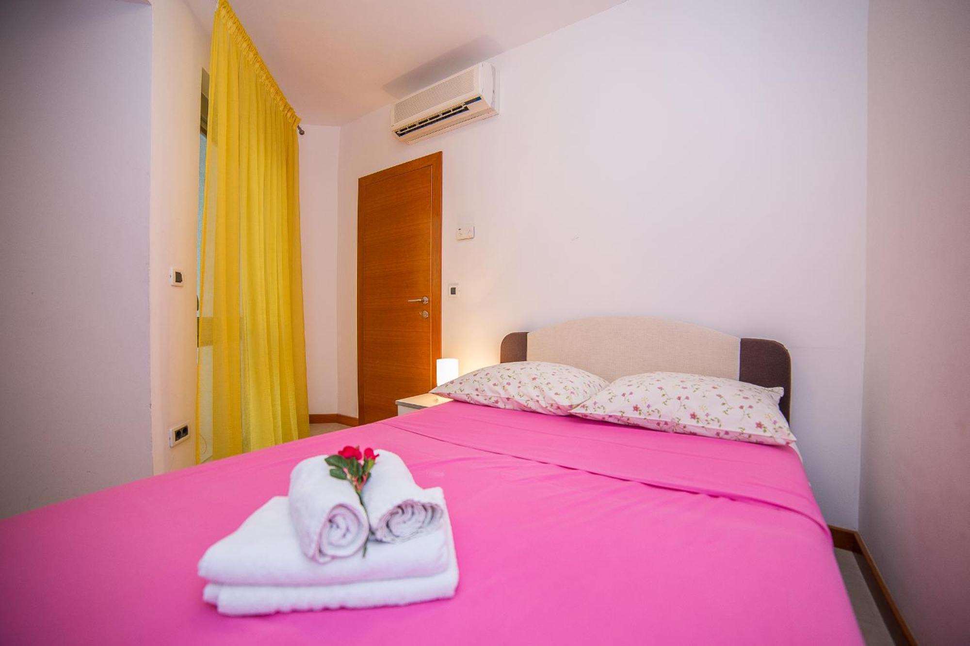 Apartments Milan Makarska Kamer foto
