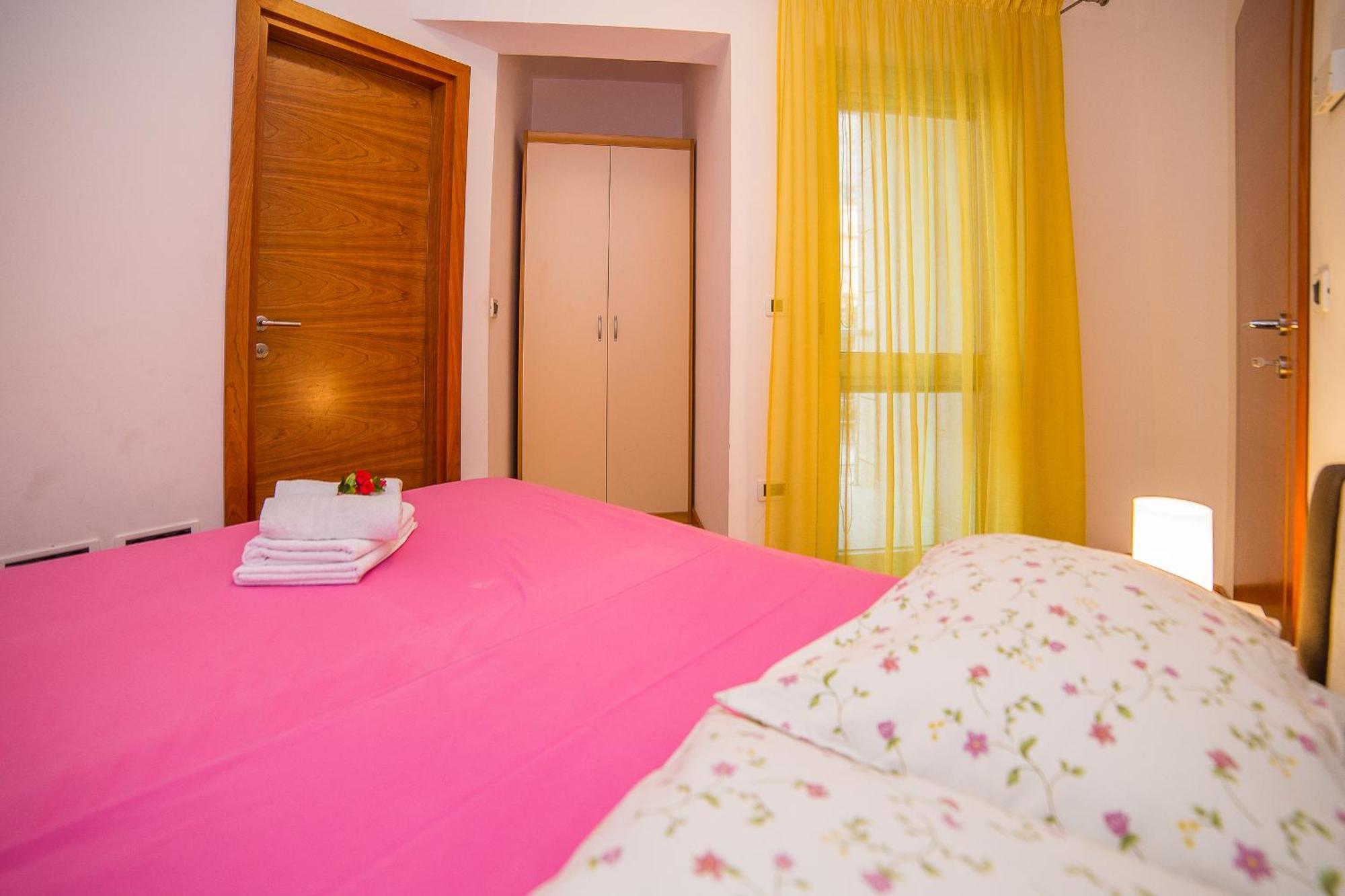 Apartments Milan Makarska Kamer foto