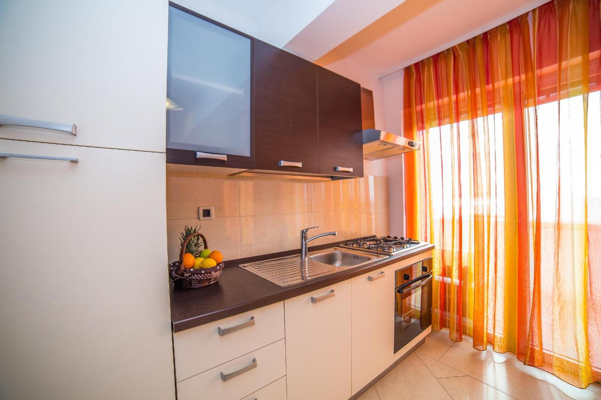 Apartments Milan Makarska Kamer foto