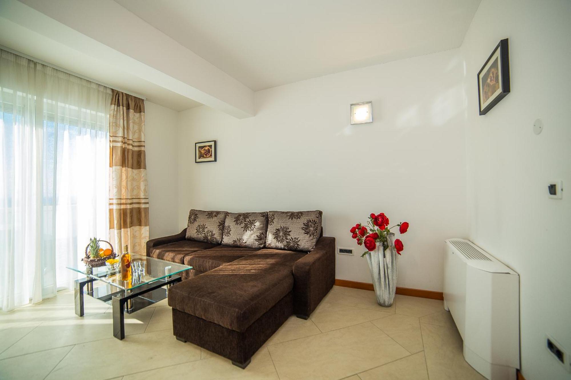 Apartments Milan Makarska Kamer foto