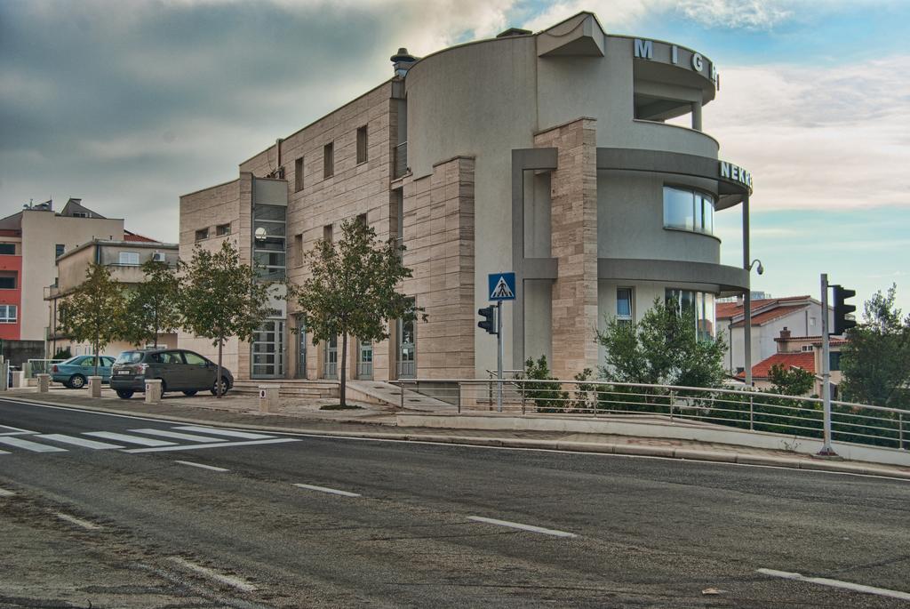 Apartments Milan Makarska Buitenkant foto
